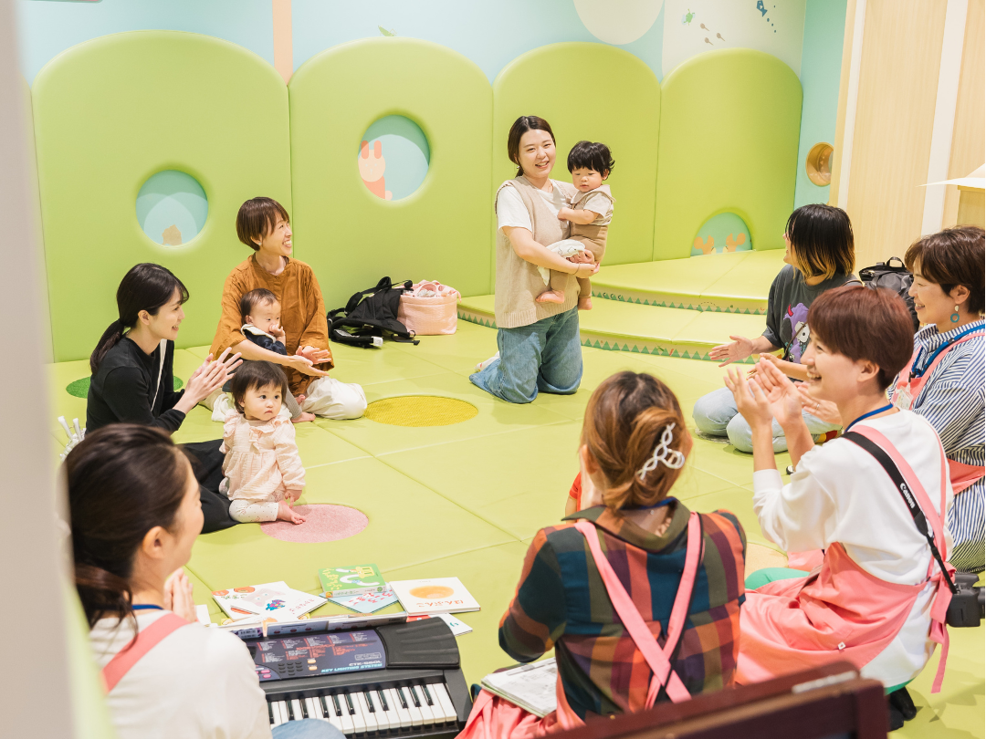 【つどいのひろば】おやこの遊び場「1月生まれ＊1歳のお誕生日会」