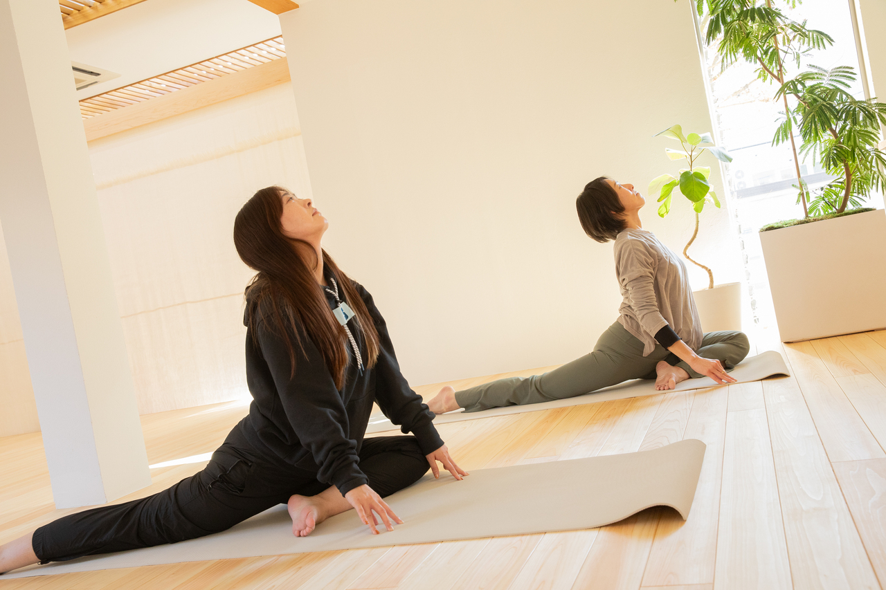 フローヨガ　/ ゆきみ（運動量　★★★★）