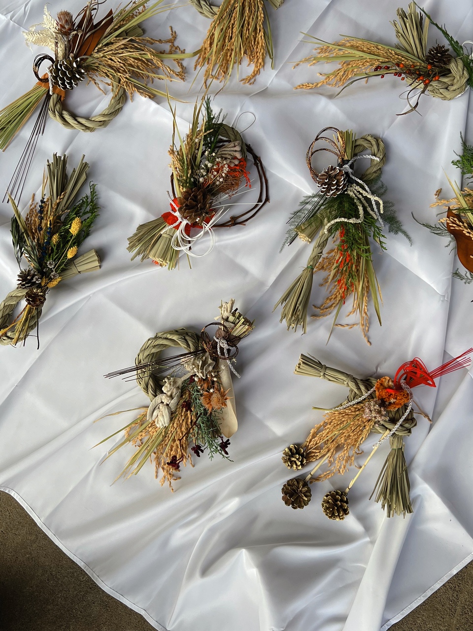 お花を使ったしめ縄飾りワークショップ