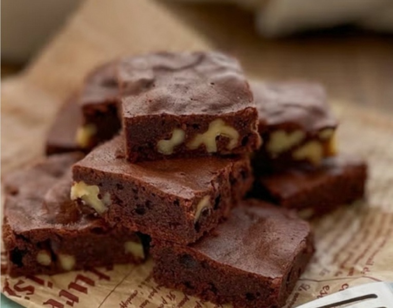 お子様クラスチョコレートブラウニー