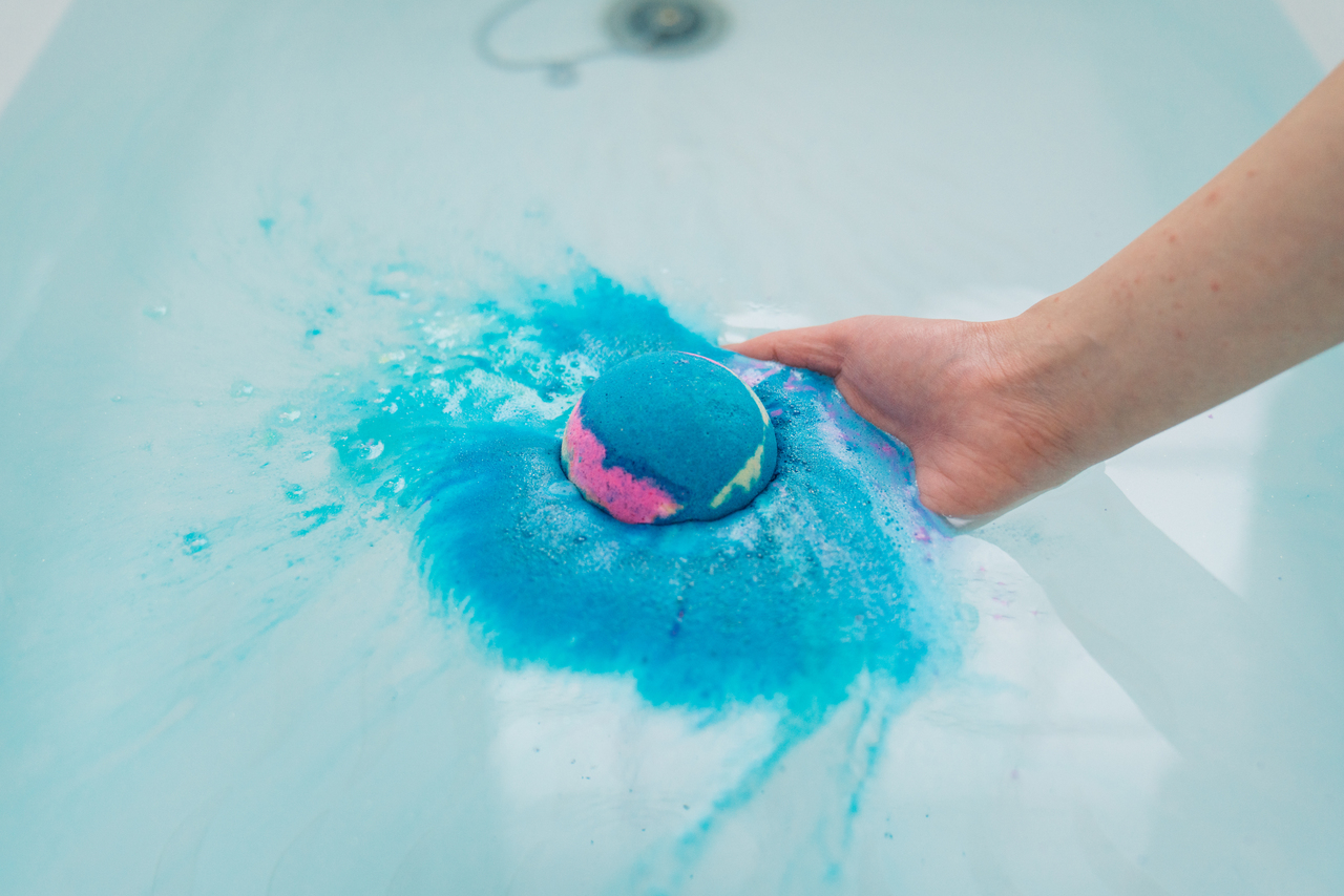 『バスボム製造体験 (インターギャラクティック)』 30分(目安) / 1,500円(税込)