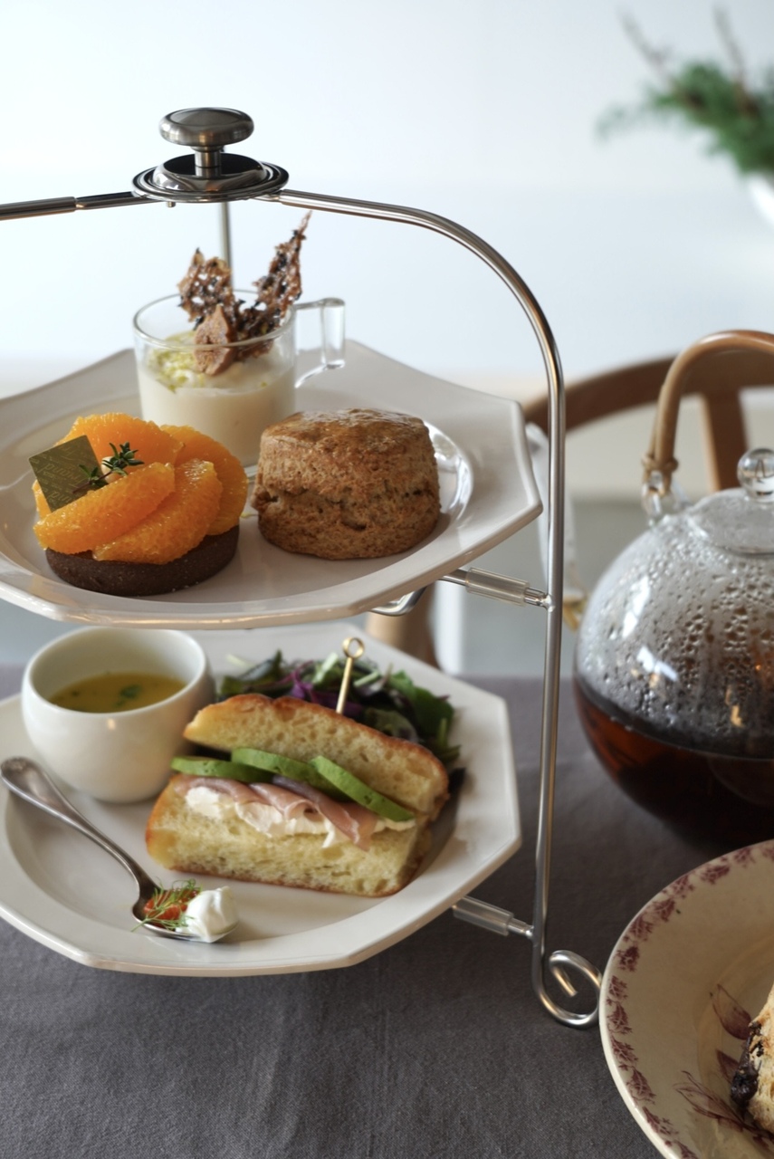 tetote 季節の食卓(2月)『Valentine Retreat — アフタヌーンティー&クッキー缶作り』