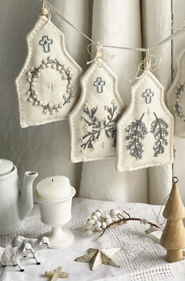 ｛刺繍とお菓子｝リバイバルレッスン＊教会のオーナメントを作る会