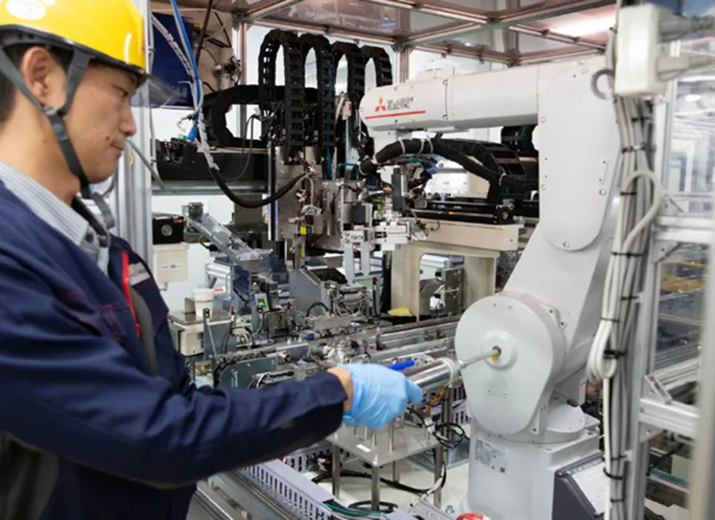 産業用ロボットのサービスエンジニアの仕事