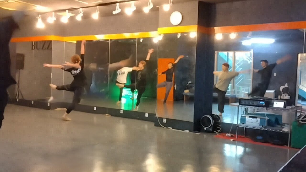 BUZZ相模原スタジオ