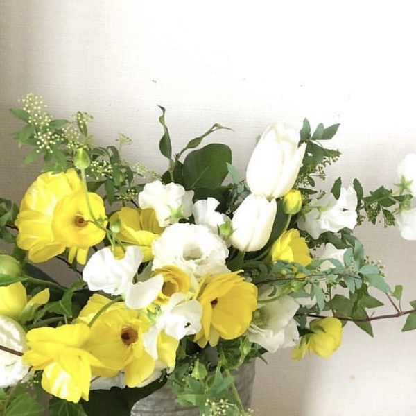 ２月レッスン講師宅【ミモザイエロー春を待つアレンジメント】