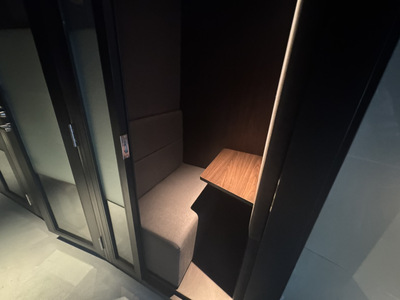 五反田 / 1名個室ブース Booth.B