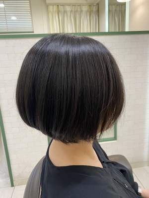 イヴァンカ青山　美容室　予約受付ページ