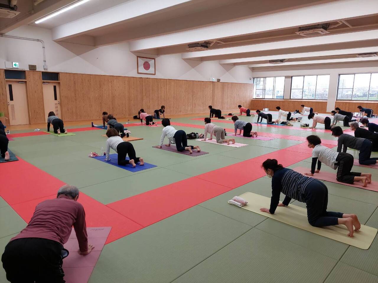 【中央体育館】リラックスヨガ教室　第六期