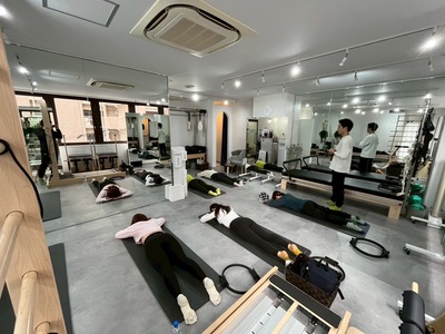 ピラティスグループレッスン（現地受講）