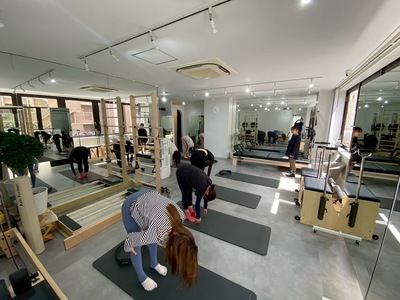 ピラティスグループレッスン（現地受講）