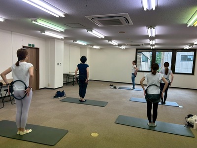 ピラティスグループレッスン（現地受講）