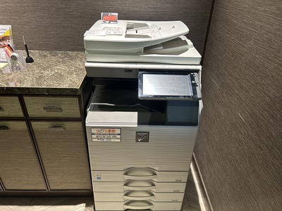 【月額会員様専用 / ブース席】名古屋市則武新町イオンモール/モニター/Wi-Fi/充電器/テレワークやWeb会議に最適