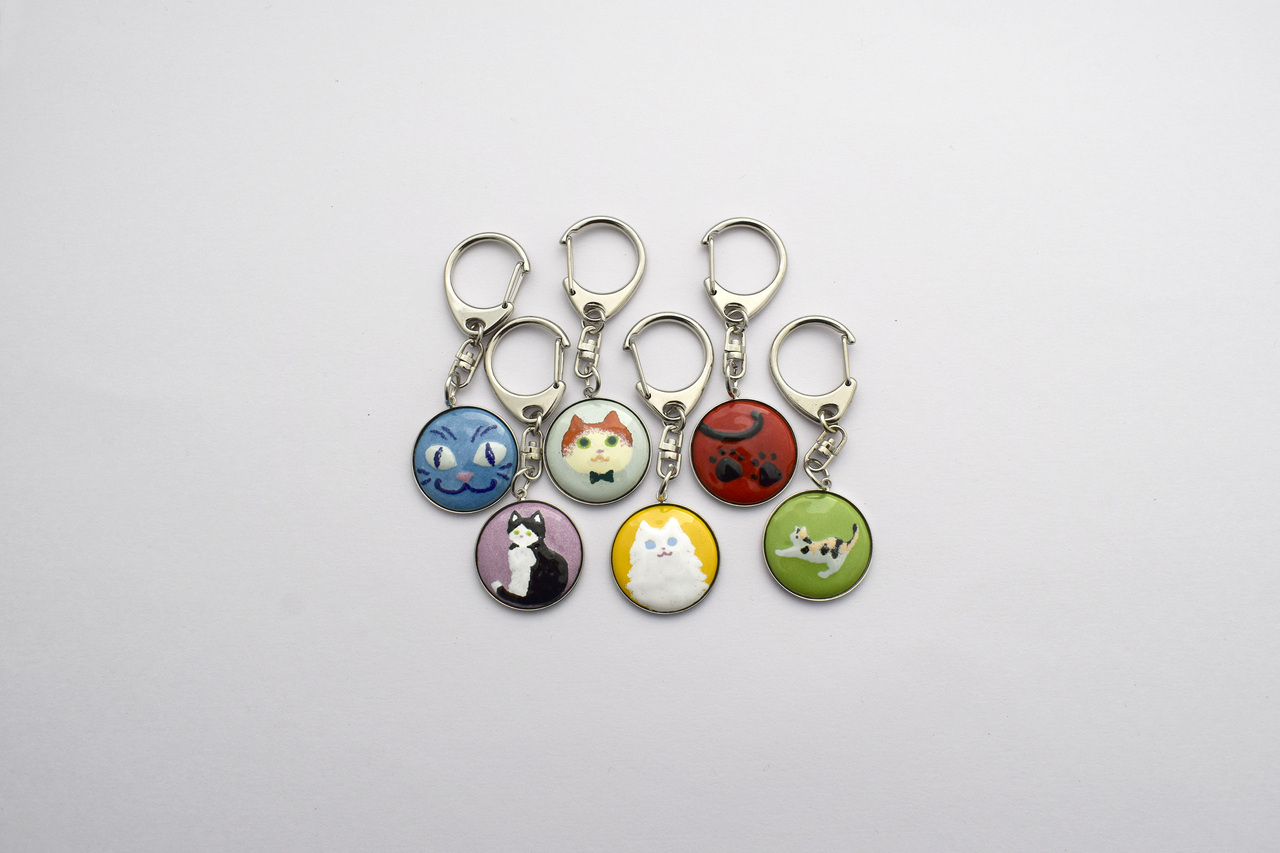 七宝焼でねこのキーホルダーをつくろう｜5/10(日) 【対象:小学生以上(小学3年生以下保護者同伴)】