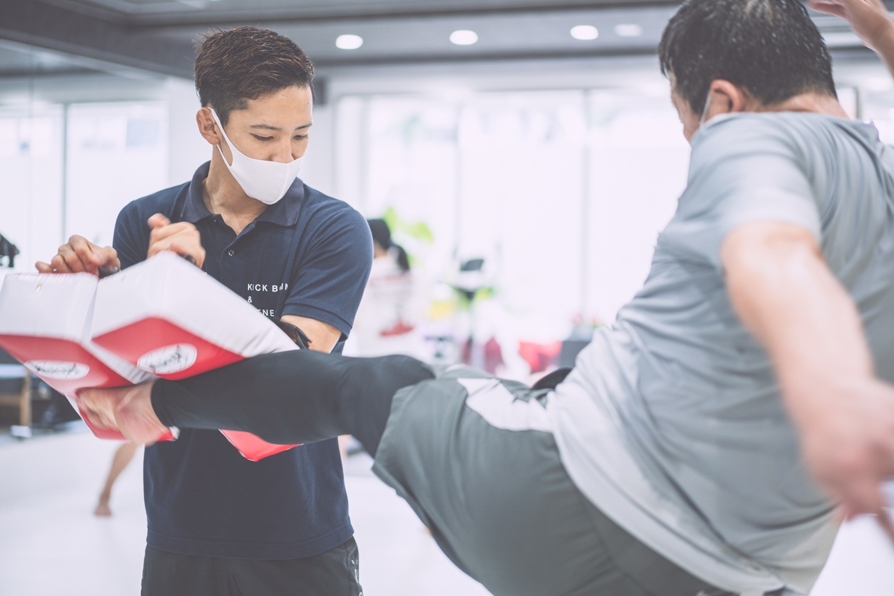 パーソナル/グループレッスンご予約