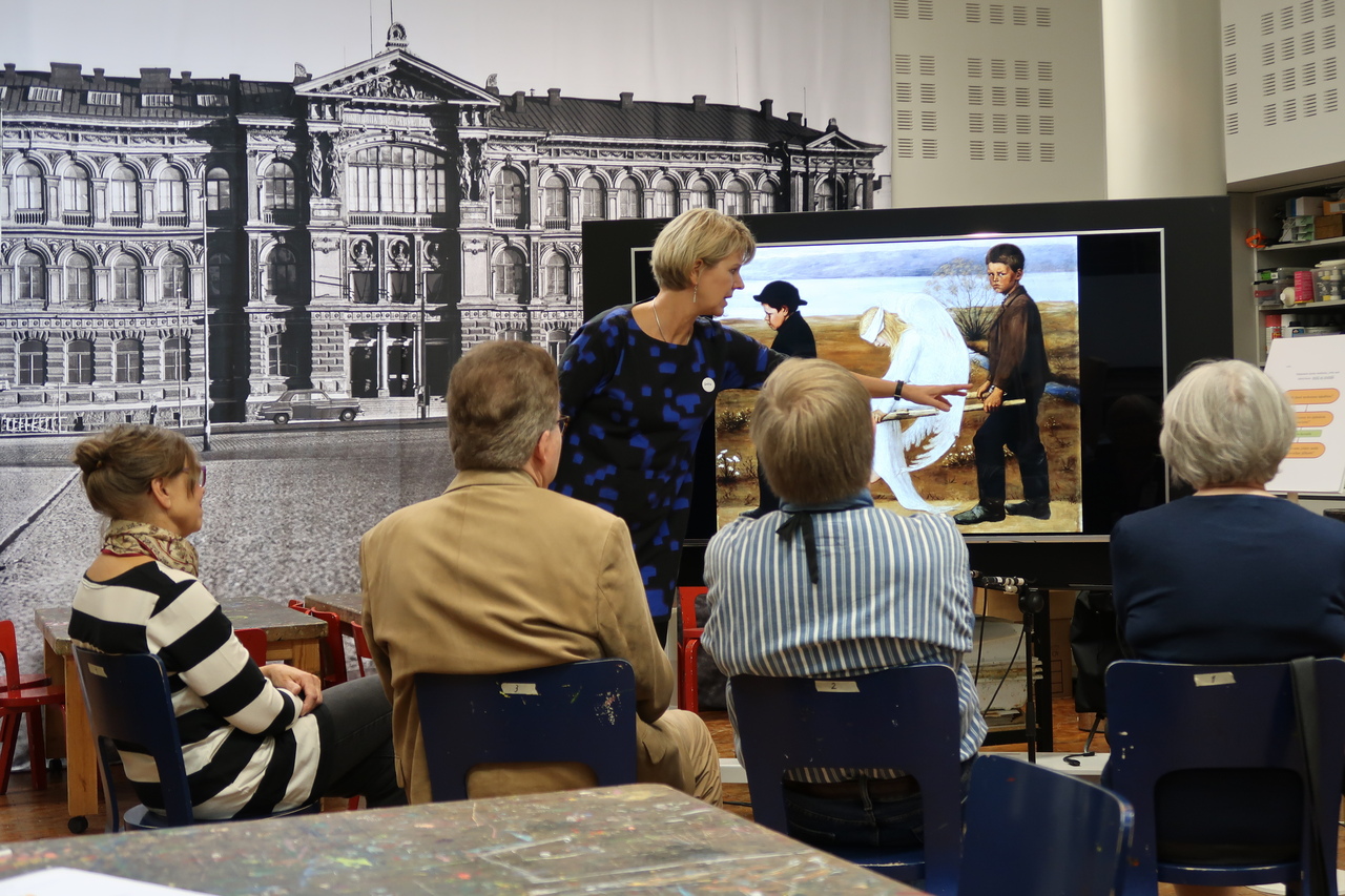 絵を見て話そう! 「スウェーデン絵画 北欧の光、日常のかがやき」対話鑑賞会