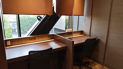 【オープン席】名古屋市則武新町イオンモール/モニター/Wi-Fi/充電器/テレワークやWeb会議に最適