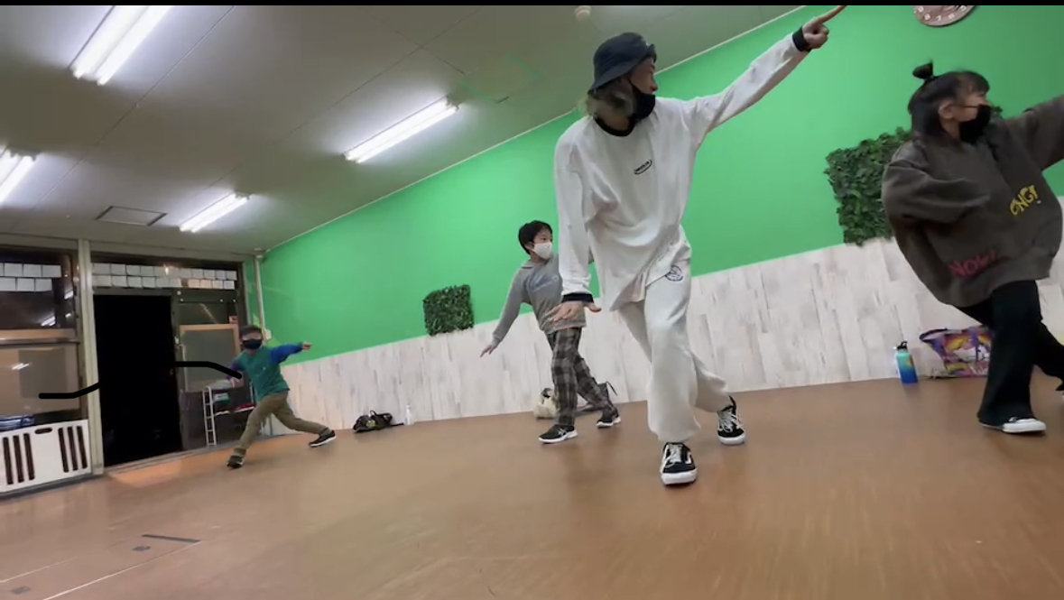 小3以上　ロックダンスクラス