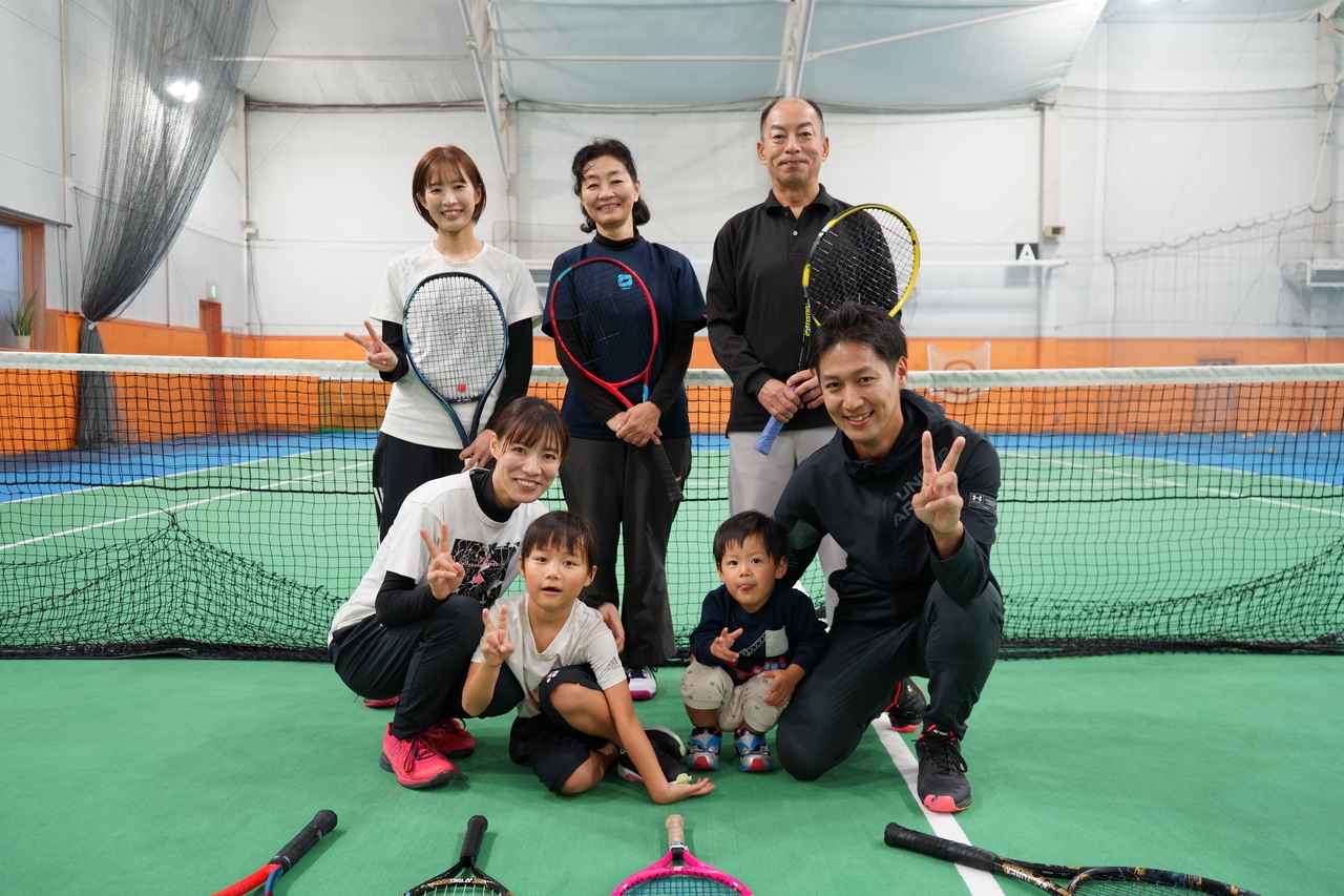 ≪硬式テニス≫ 子ども～大人【週160レッスン！開講中のクラスで体験！】しっかり体験レッスン ※電話予約のみ