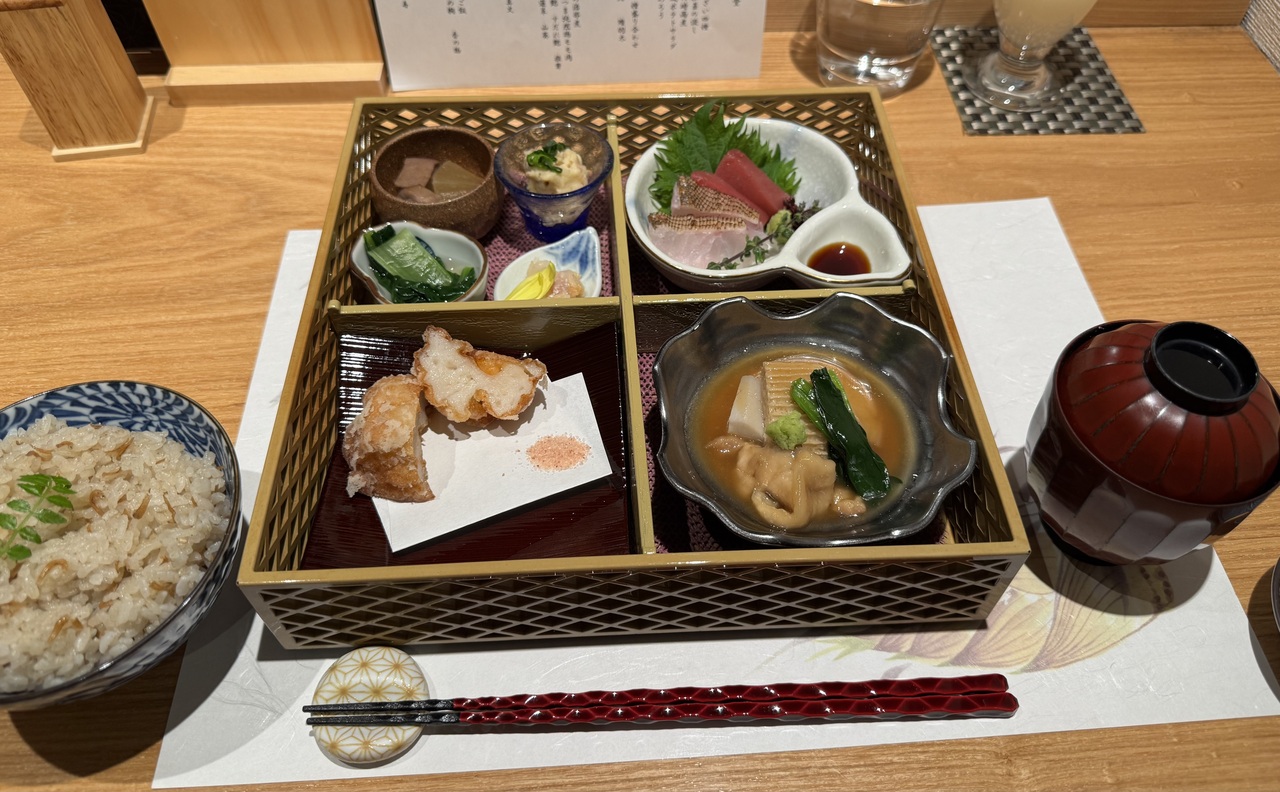 日本料理　松花堂🍱