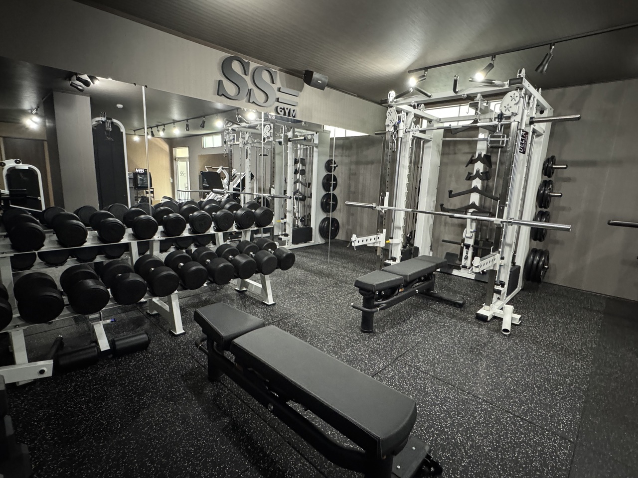 パーソナルトレーニング、整体のご予約はこちら