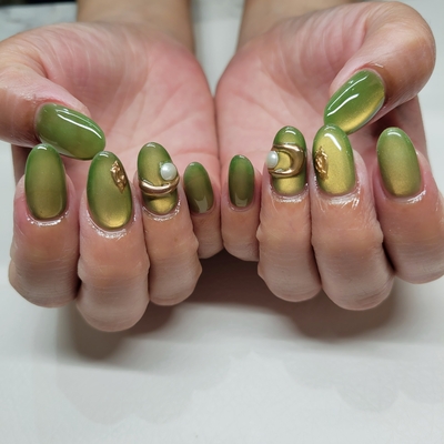 【ネイルのご予約はこちら】