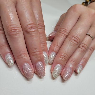 【ネイルのご予約はこちら】