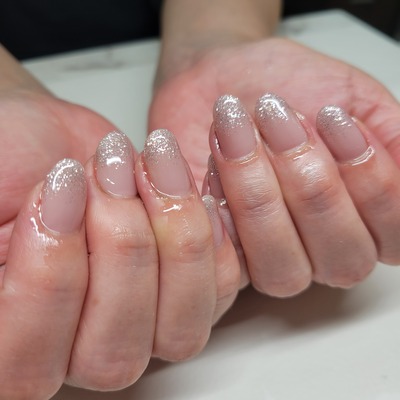 【ネイルのご予約はこちら】