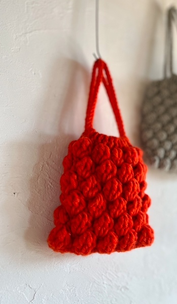 《錢屋塾》能勢マユミ先生によるかぎ編み講座～ロービングウールで編むラージバブル巾着～