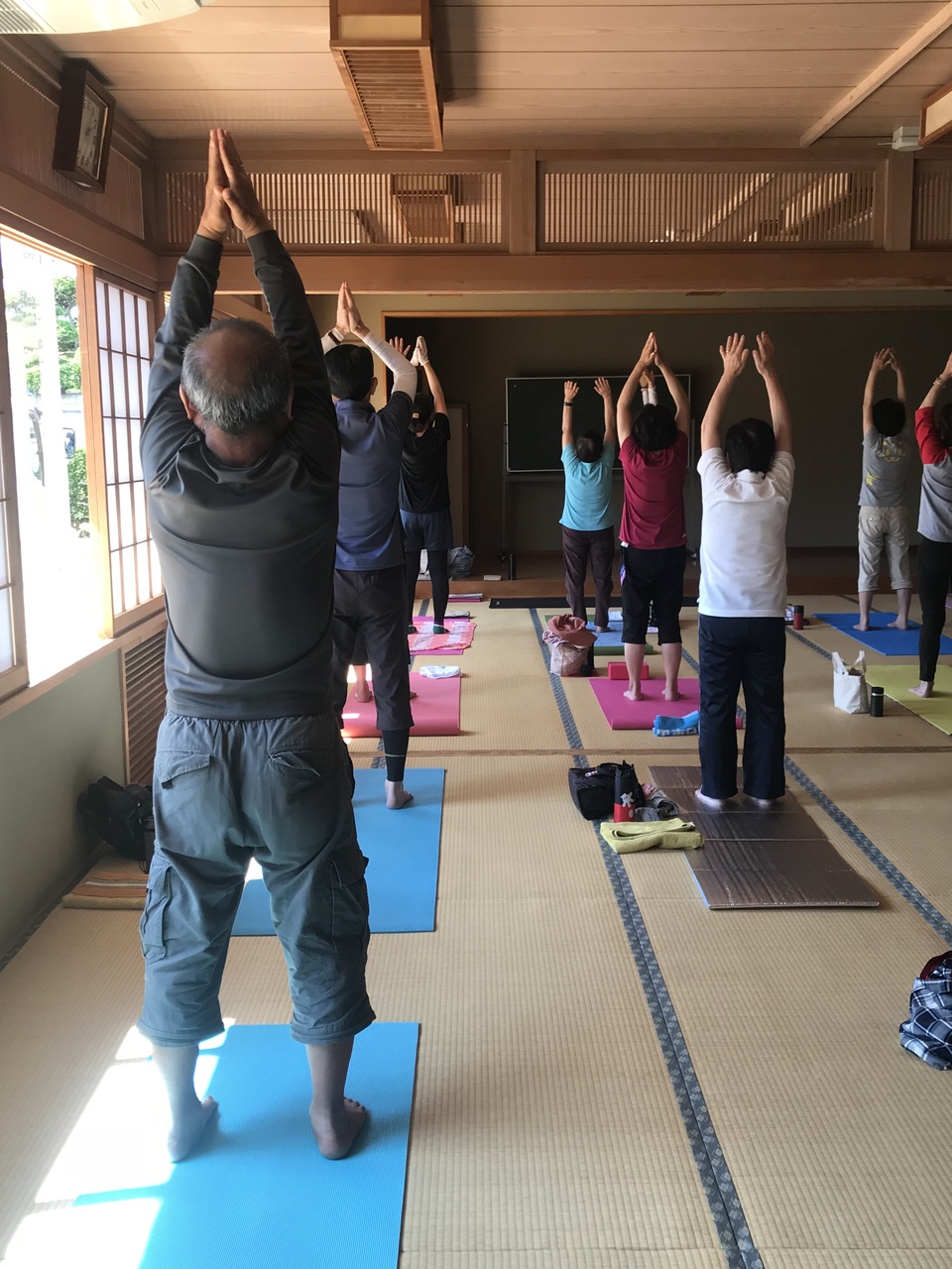 ゆっくり＆やさしいシニアヨガ