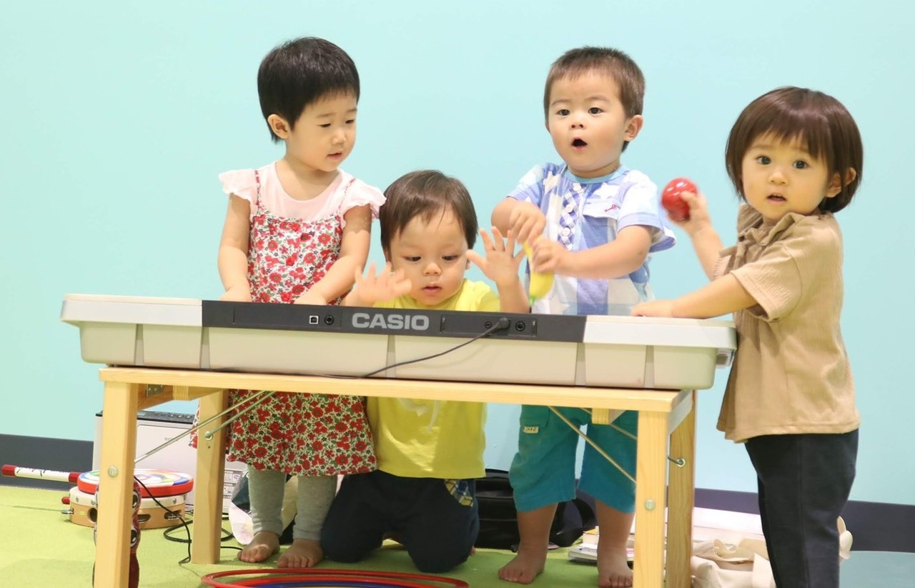 【つどいのひろば】親子でリトミック☆プレキッズクラス（1.5歳〜未就園児）