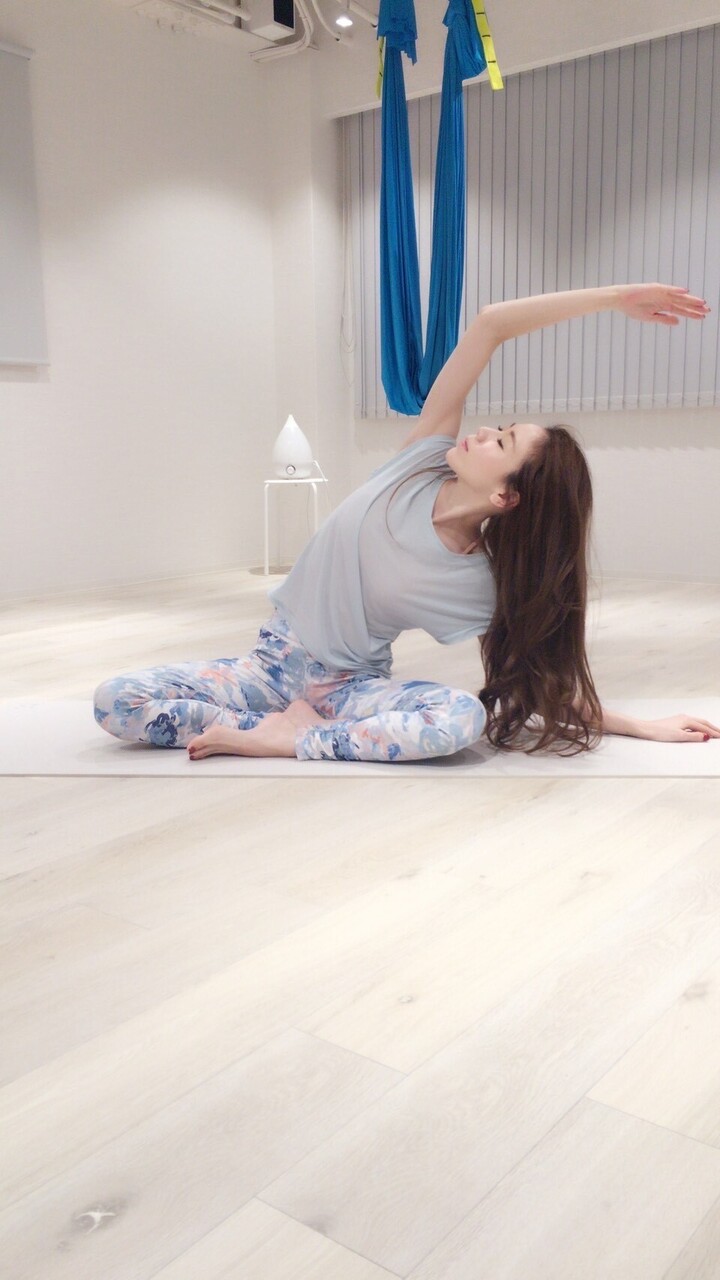 エアリアルヨガ HIROMI