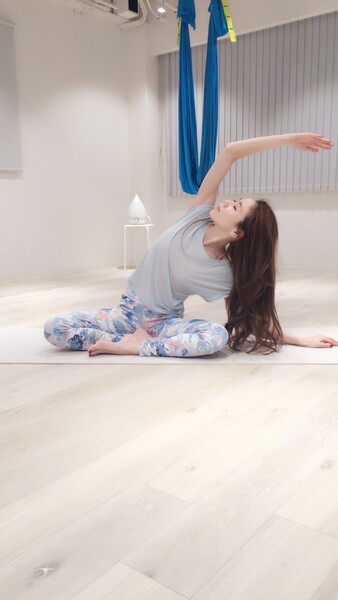 春からはじめる★美しく綺麗な身体へ‼️良質エアリアルヨガハンモック3点セット‼️ 楽天市場】【在庫限り】【人気商品】ヨガ エアリアルヨガ