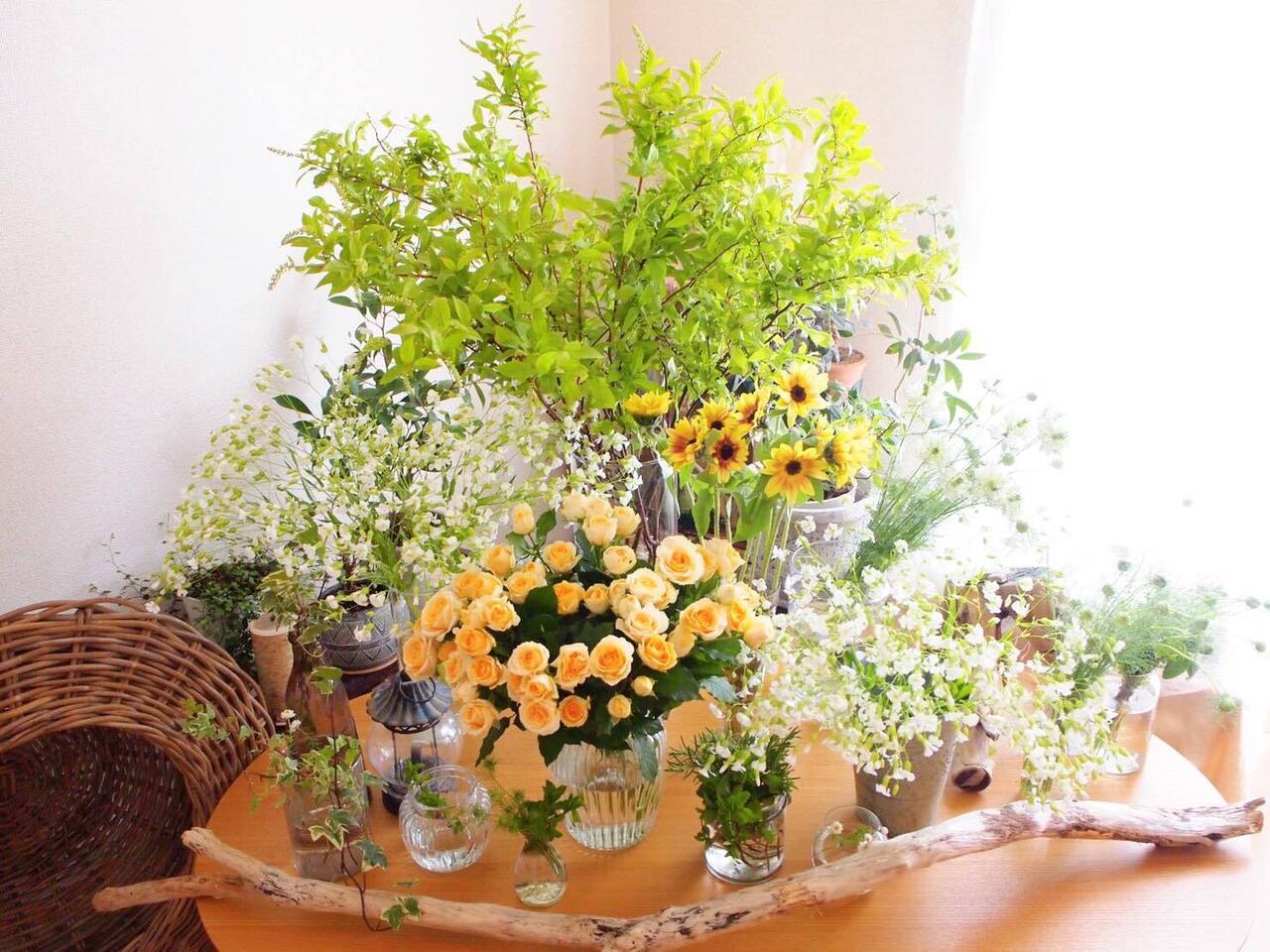 ❁プリザーブド紫陽花とスターチスと木の実たちリース❁ ❁プリザーブド紫陽花とスターチスと木の実たちリース❁