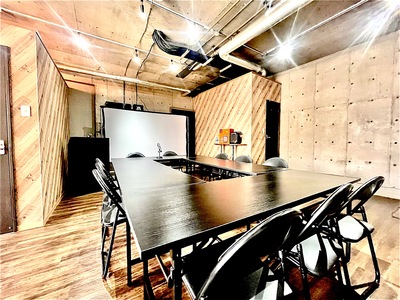 【サクラマチ・COCOSA至近】充実設備の開放感溢れる会議・ビジネス・イベントスペース！