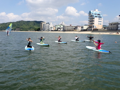 🔸SUP YOGA　🅰️９０分 ¥7,000（税抜価格）＋税700円 　🅱️６０分 ¥5,400（税抜価格）＋税540円