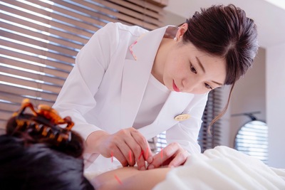 既存のお客様専用受付 / 当サロンのご利用が２回目以降のお客様はこちらから