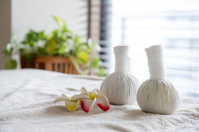 既存のお客様専用受付 / 当サロンのご利用が２回目以降のお客様はこちらから