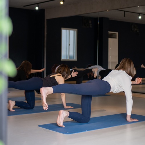 水・11:15~12:15》楽しくシェイプアップヨガ・ピラティス（Risako or