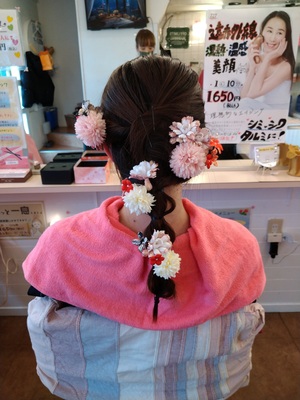 美容室の予約、受付は、こちら