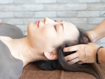 睡眠専門ヘッドスパ　重い頭の悩み解消してぐっすり20分コース