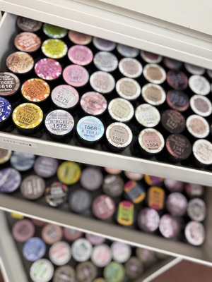 レンタルネイルサロン［テーブル]