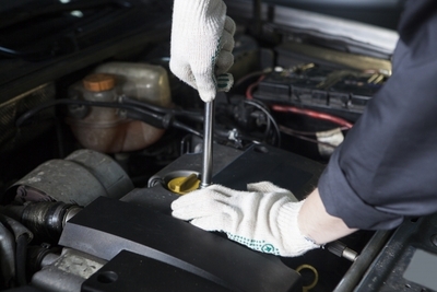 オイル交換・タイヤ交換・１年点検のご予約はこちらから