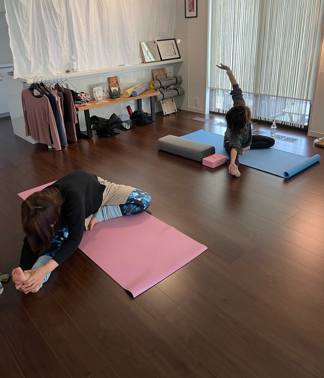 デトックスヨガ　60分＋ハーブティタイム20分～30分