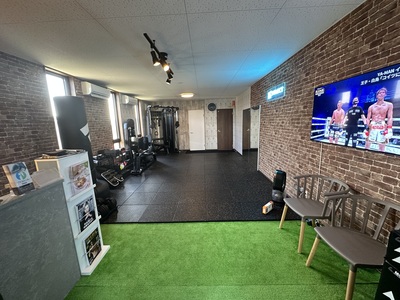 SELECT KickBoxingStudioの予約はこちら