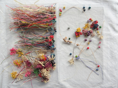 木木「ラフィアのハンドワーク」〜3つのモチーフで作る、  ブローチ・ブレスレット・ネックレス（キット付き＊かぎ針なし）