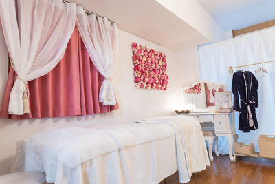 toietMOlまつ毛カール／まつ毛育毛／眉毛育毛ご予約