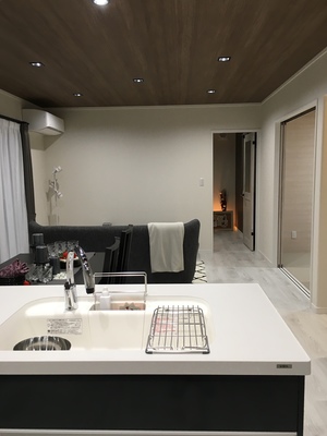 岩手県奥州市～コンパクトサイズでちょうど良い、乙女心をくすぐるダークフェミニンスタイルのお家～