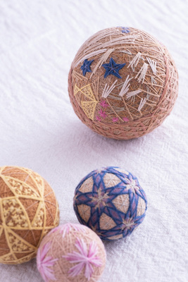 草木色で伝える十二の景色