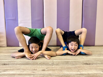 ［会員］キッズ・初級Bクラス ＜60分＞/ もーこ先生・Honoka先生 / Contortion